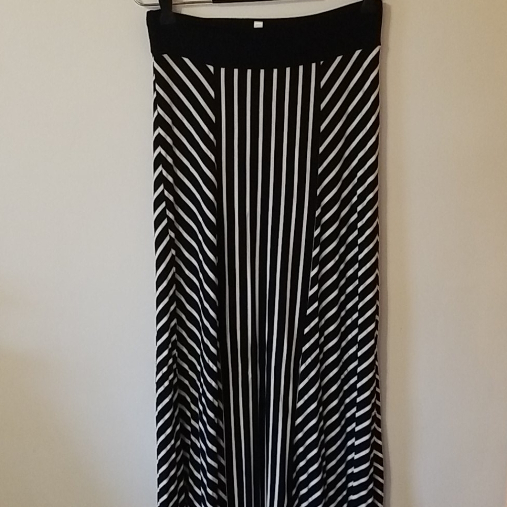 Striped maxi skirt